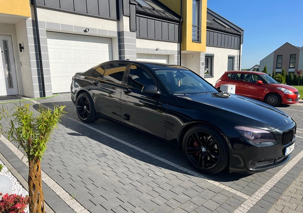BMW Seria 7 cena 67000 przebieg: 217000, rok produkcji 2010 z Jelcz-Laskowice małe 37